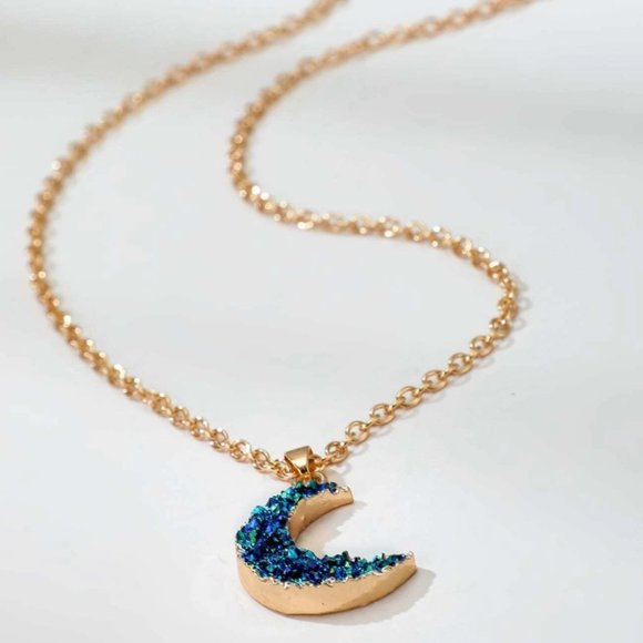 NEW Shinny Moon Necklace - Dark Blue - Picture 3 of 3
